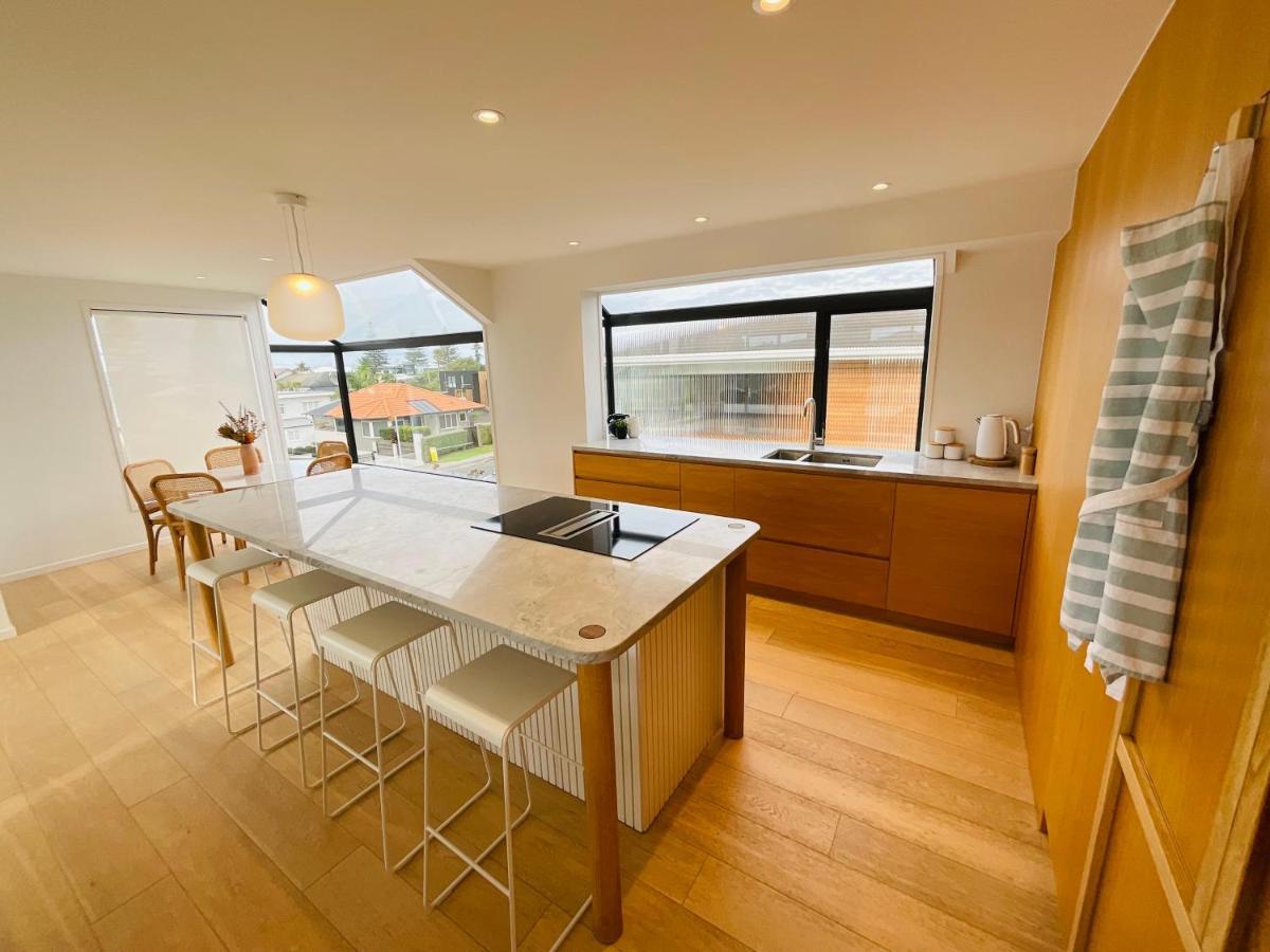 Deluxe Downtown Mount Maunganui Villa Buitenkant foto