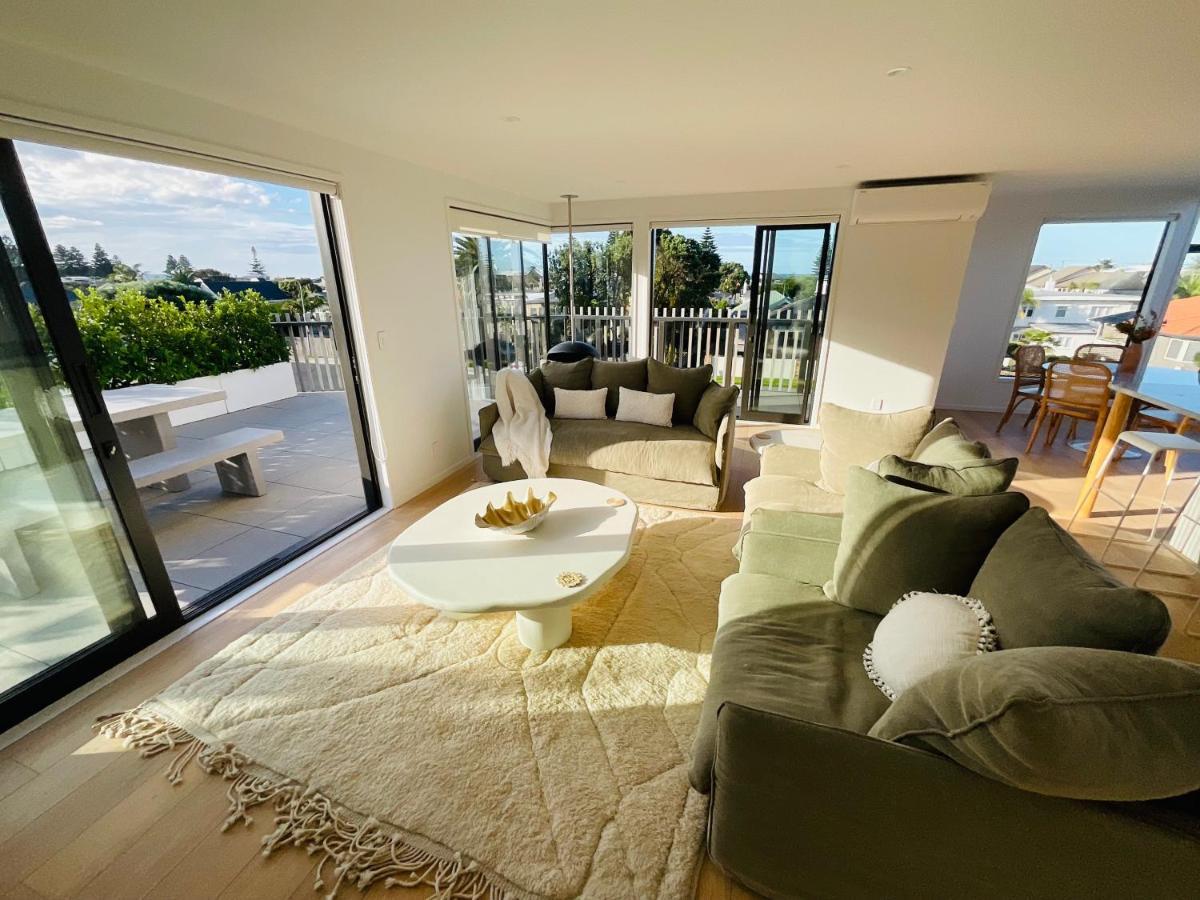 Deluxe Downtown Mount Maunganui Villa Buitenkant foto
